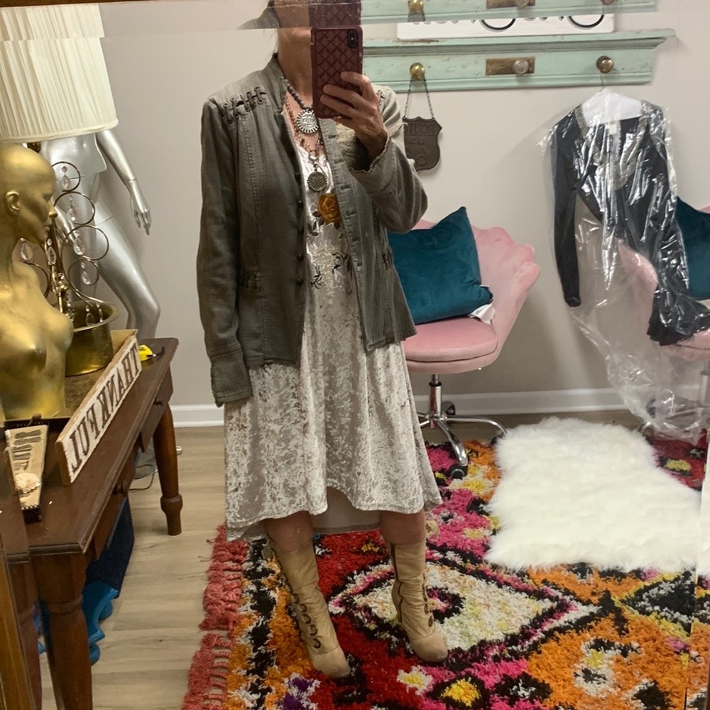 Mystree Dress - Picture 2 of 15